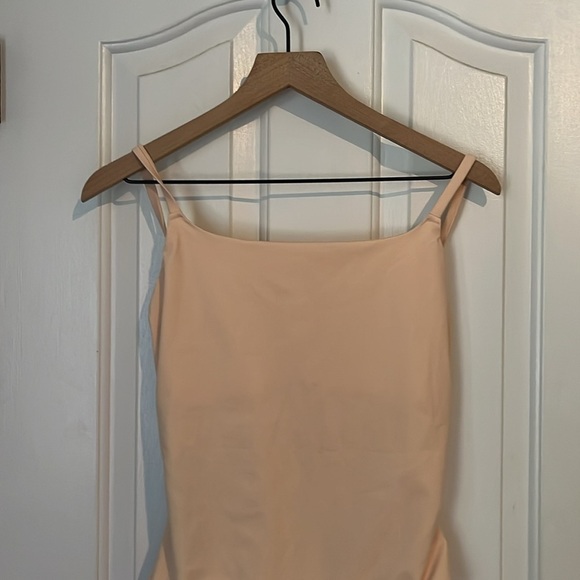 NWT Stylest | DreamSculpt Swim Bodysuit Medium Compression Cream $198 Retail - Picture 4 of 10